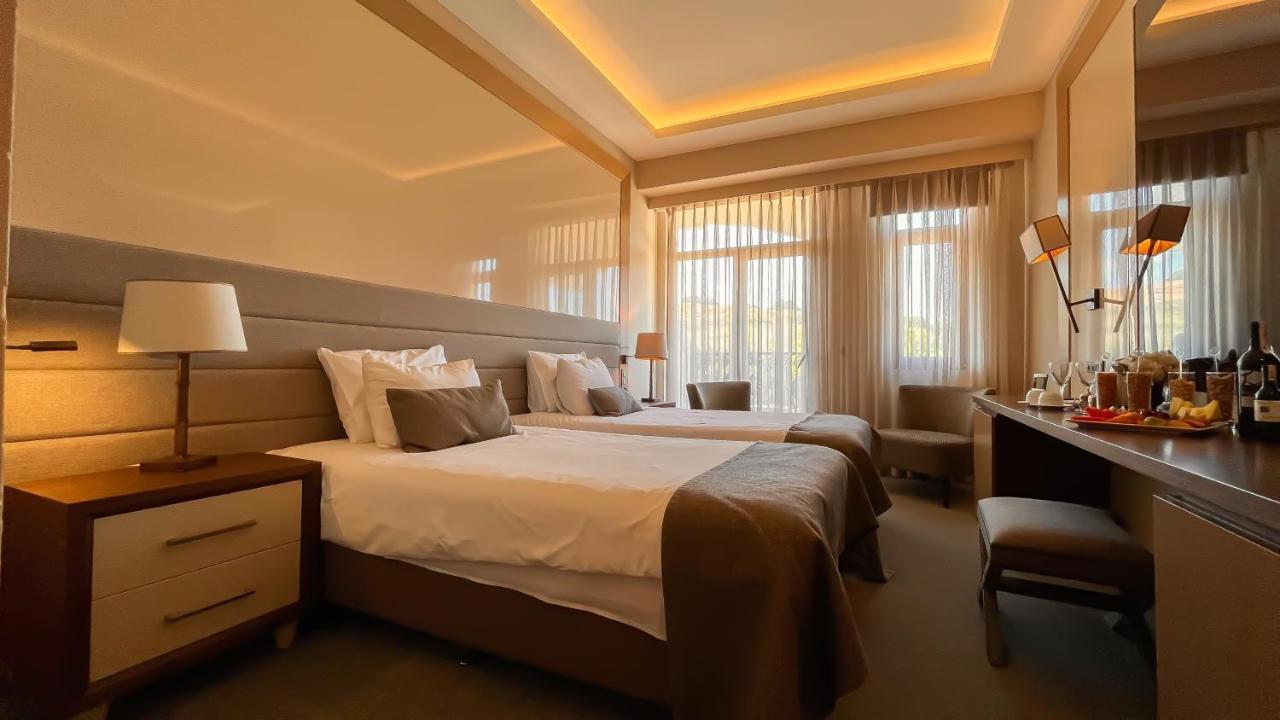 เดอะ ไซน์ ไซล์ โฮเต็ล แอนด์ สปา Hotel ซิเล ภายนอก รูปภาพ